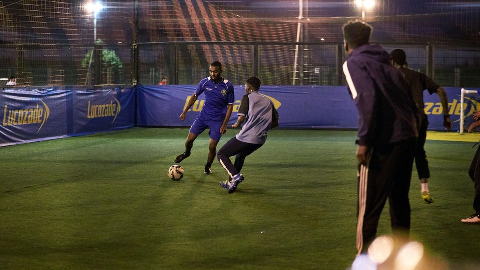How to Prevent Blisters on Artificial Turf (2026 Guide)